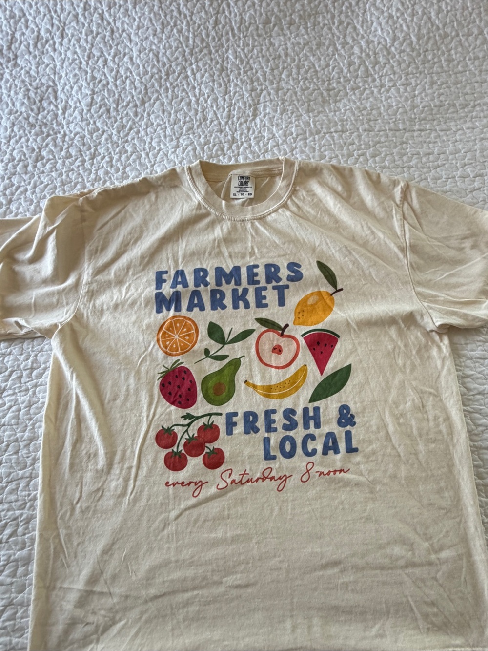 "Farmers Market" Cream Graphic Tee XL NWOT